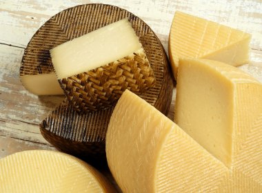 assorted spanish cheese clipart