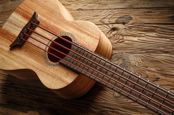 Clássico havaiano ukulele baixo — Fotografia de Stock