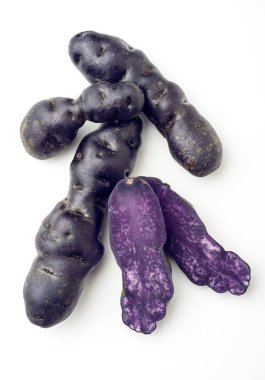 Beyaz vitelotte patates