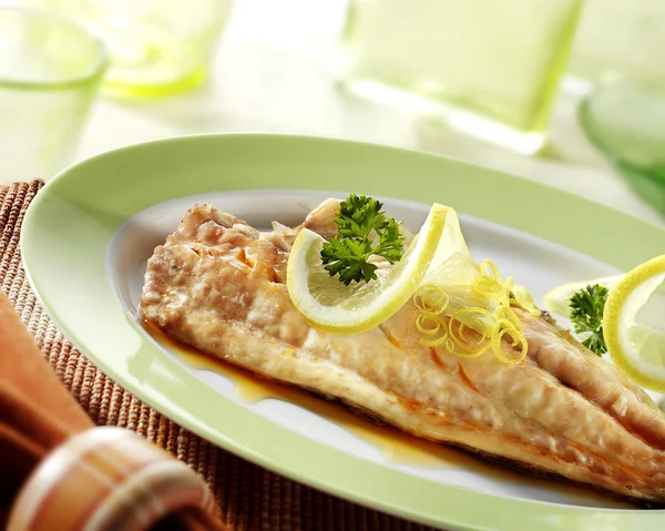 Dorade nach baskischem Rezept — Stockfoto