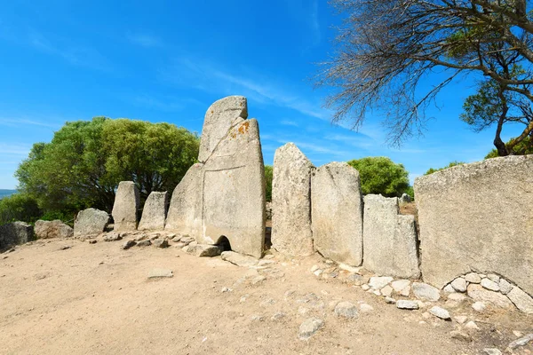 Jättar grav Li Longhi, Sardinien, Italien — Stockfoto