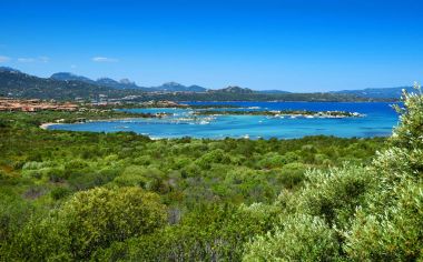 Emerald Coast, Sardunya, İtalya