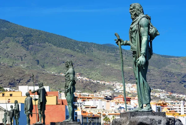 Estatuas de Menceyes, Candelaria, Tenerife, Islas Canarias — Foto de Stock