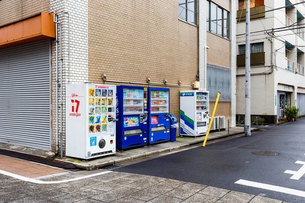 Street beverage vending machines in Tokyo Japan — Stock Photo, Image