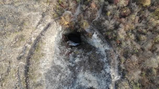 Pyatigorsk, Russia- May 24, 2019: Aerial top view on Lake Proval on mount Mashuk — 图库视频影像