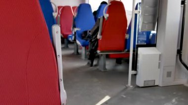 Yüksek hızlı tren kompartımanında. Modern yüksek hızlı trenin iç görünümü