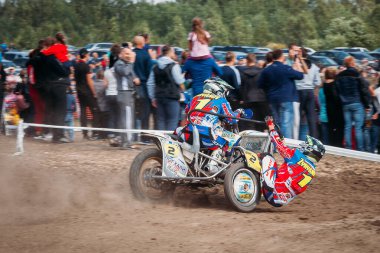 Lebedyanka, Rusya - 25 Ağustos 2019: Rus Motokros Şampiyonası, motosiklet ve motosiklet yarışları off-road off-country.