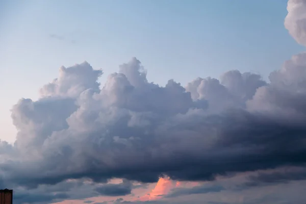 Bulutlu Dramatik Gökyüzü — Stok fotoğraf