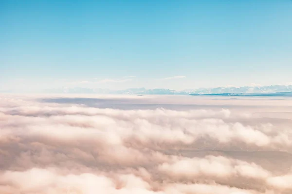 Lotu Ptaka Widok Góry Chmurach — Zdjęcie stockowe