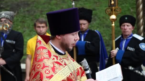 Essentuki Rosja Maja 2019 Procesja Religijna Ceremonia Chrześcijańska Kapłani Prowadzą — Wideo stockowe