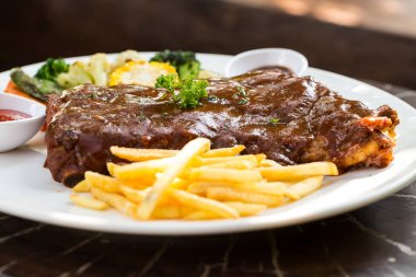 Barbekü Domuz kaburga