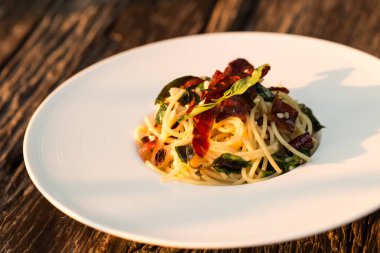 pastırma ile makarna