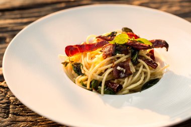 pastırma ile makarna