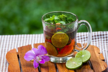 bitkisel çay bardağı