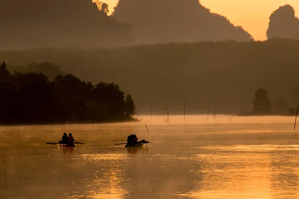 Lagoa de verão bonita — Fotografia de Stock