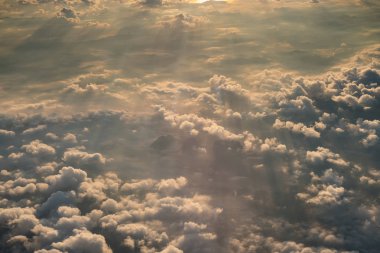 cennet uçak penceresinden