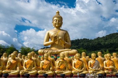 Buddha ve mürit Budist Bahçe.