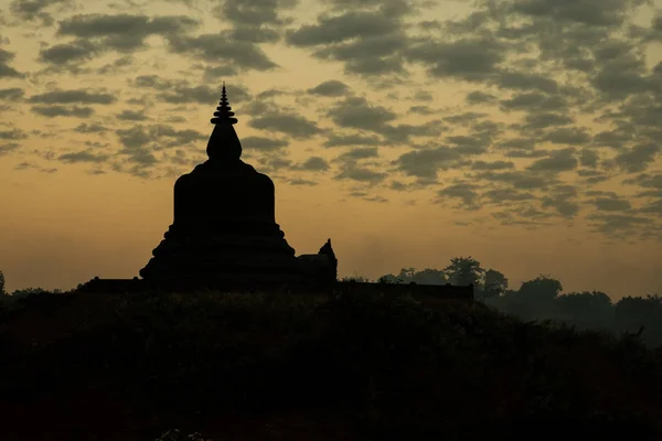 Wschód Słońca Pagoda Mrauk Myanmar — Zdjęcie stockowe