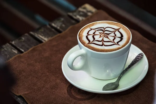 Sıcak Cappuccino kahve