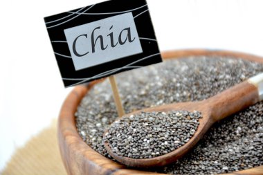 Ahşap kase tohumları tam chia 