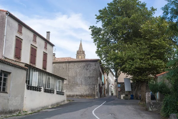 Calles emblemáticas de antiguos pueblos franceses — Foto de Stock