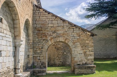 İspanyol Pyrenees vadide fotoğraflarını. 