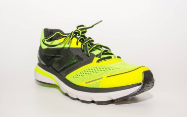 Koşu ayakkabıları için adam 