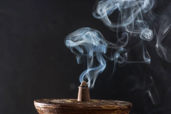 다양 한 향기 다에 의해 발생 하는 연기의 사진 — 스톡 사진