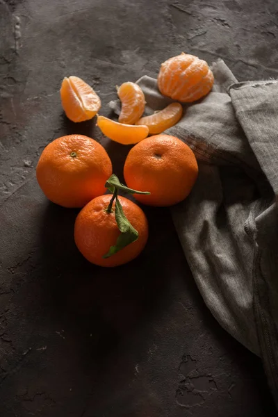 Small tangerines ecological — Stock Photo, Image