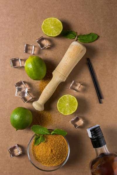 Ingredienser för en mojito cocktail — Stockfoto
