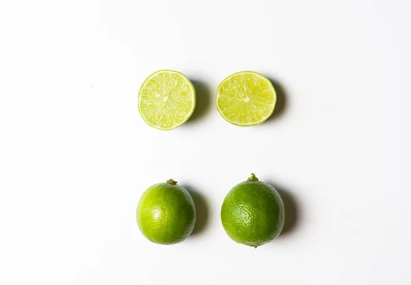 Lime cut to prepare a Mojito — Stock Photo, Image
