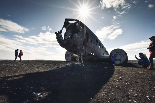 Solheimasandur uçak kazası. Güney İzlanda. Adayı dolaş..