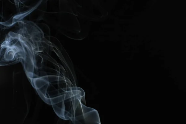 Duman renklerinin tuhaf şekilleri.