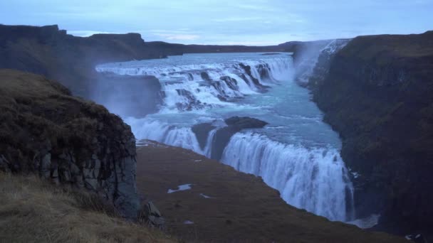 Gullfoss Является Одним Самых Известных Водопадов Исландии Расположен Золотом Круге — стоковое видео