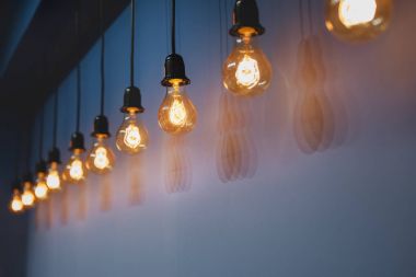 Duvar arka plan dekoratif antika edison tarzı Işık Ampüller.