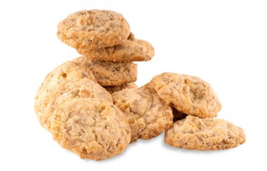 Fındıklı ve tohumlu kurabiye, ev yapımı kekler. Beyaz arka planda izole edilmiş. Yakın plan.