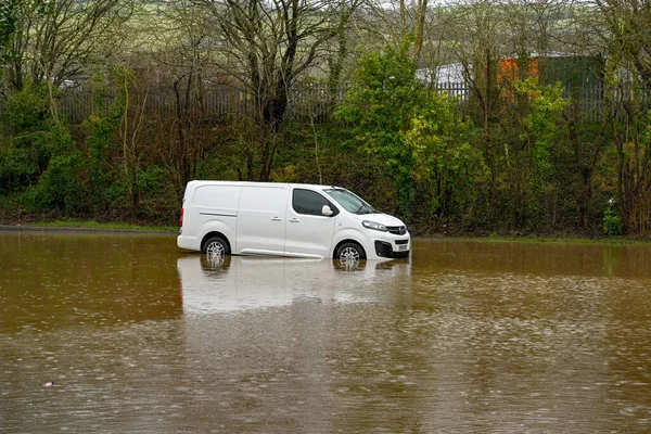 Treforest Industrial Estate Cardiff Wales February 2020 Van Stuck Flooded — Stock Photo, Image