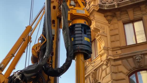 Vienna Austria November 2019 Large Mobile Boring Machine Drilling Street — Stock Video