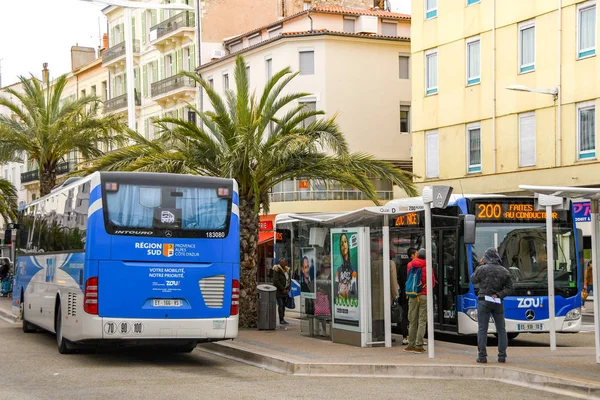 Cannes France April 2019 Buses Waiting Bus Stops Railway Station — Stok fotoğraf