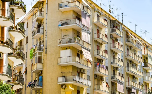 Ercolano Nabij Napels Italië Augustus 2019 Huisvesting Italië Appartement Blok — Stockfoto