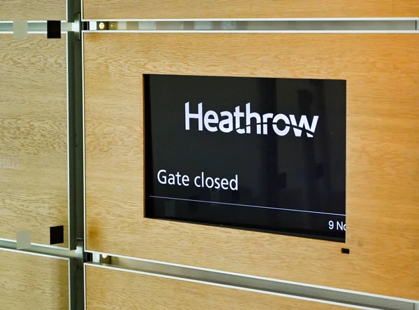 London Heathrow Airport England Νοεμβριοσ 2019 Ηλεκτρονική Οθόνη Screeen Στον — Φωτογραφία Αρχείου