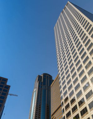 SEATTLE, WA, ABD, - HAZİRAN 2018: Seattle şehir merkezinde ofis binaları.