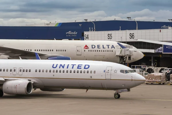 Seattle Tacoma Airport Usa June 2018 United Airlines Boeing 737 — Stock Photo, Image