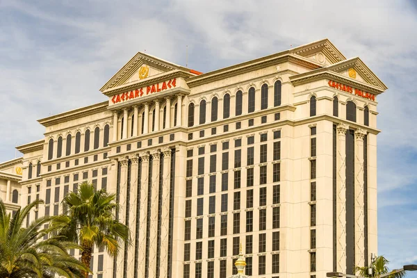 Las Vegas 2019年2月 2019年2月 拉斯维加斯大道上的凯撒宫度假村和酒店 也被称为拉斯维加斯大道 — 图库照片