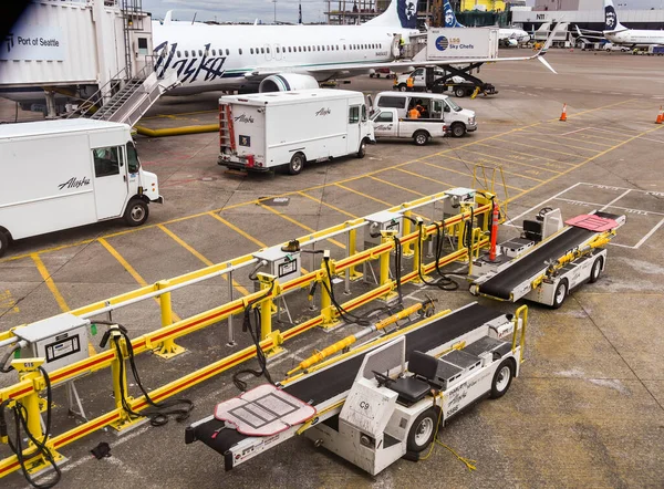 Seattle Tacoma Airport Usa Ιούνιος 2018 Φορτιστής Αποσκευών Ιμάντες Μεταφοράς — Φωτογραφία Αρχείου