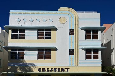 Miami Beach, Florida 'daki Ocean Drive' daki Art Deco binaları.