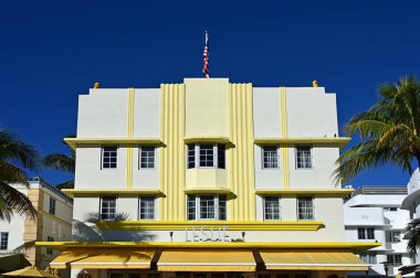Miami Beach, Florida 'daki Ocean Drive' daki Art Deco binaları.