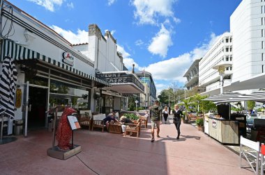 Lincoln Road Mall in Miami Beach, Fllorida.