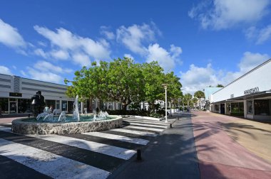 Lincoln Road Mall, Miami Beach, Florida Coronavirus Otel, restoran ve sahil kapatma.