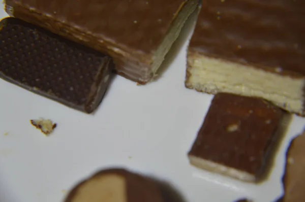 Close-up de chocolates com enchimento de presentes — Fotografia de Stock